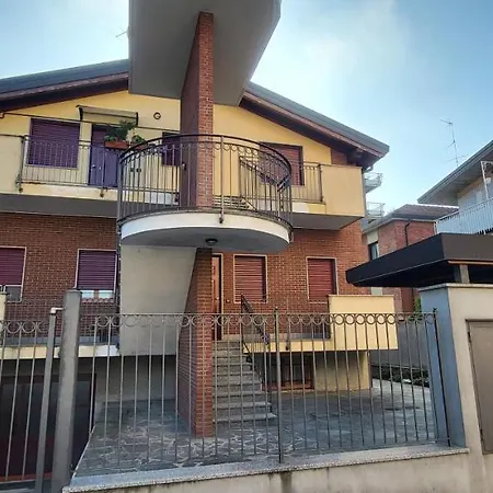 Apartamento Casa Fieramilano, Metro *